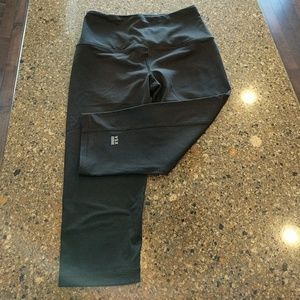 Victoria's Secret Sport women's workout pants